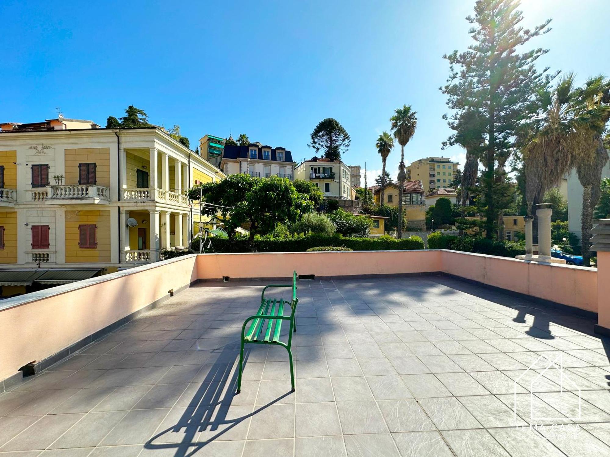 Casa Di Luca - Le Sorelle - A 1 Minuto Dal Centro Villa Sanremo Exterior photo